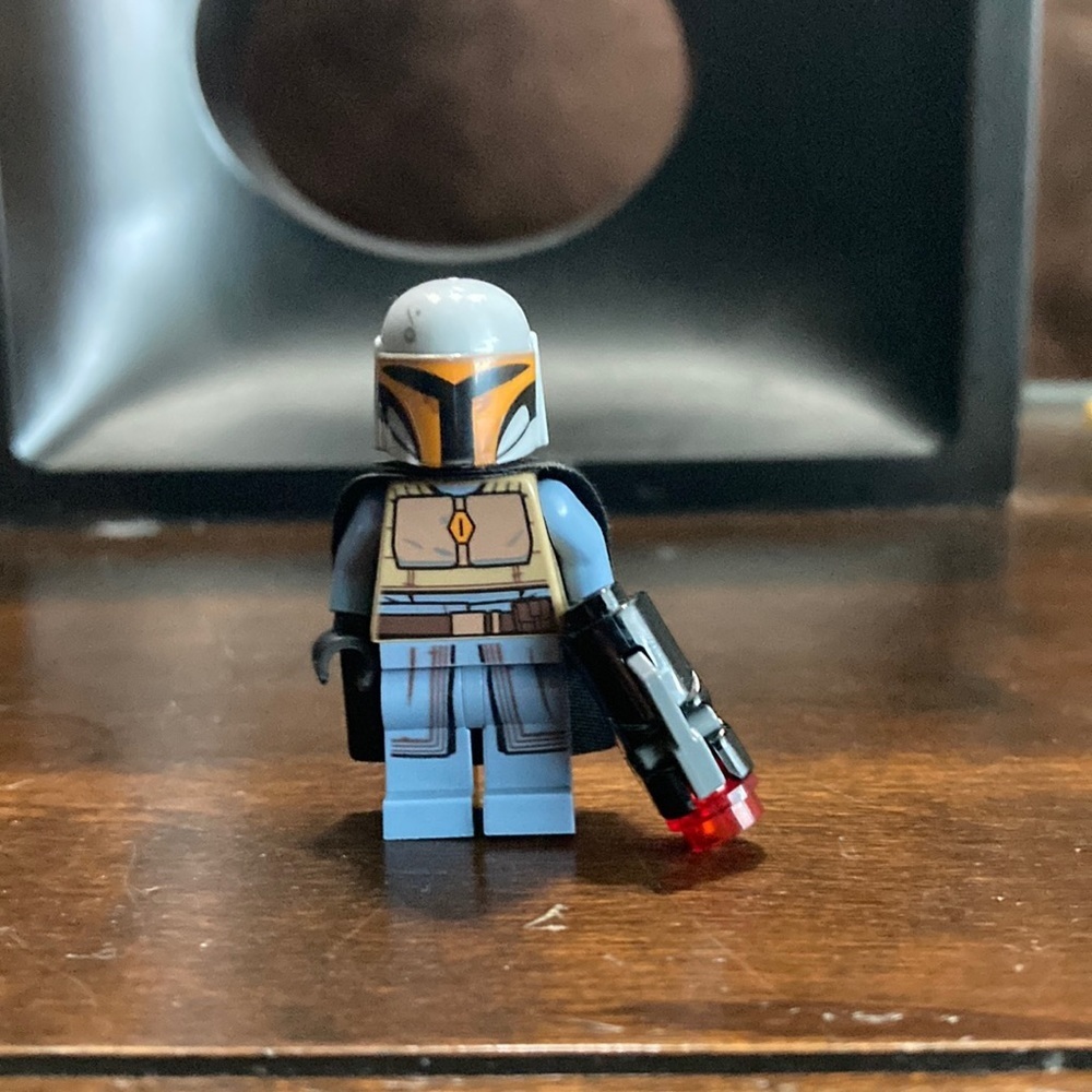Lego mandolorian